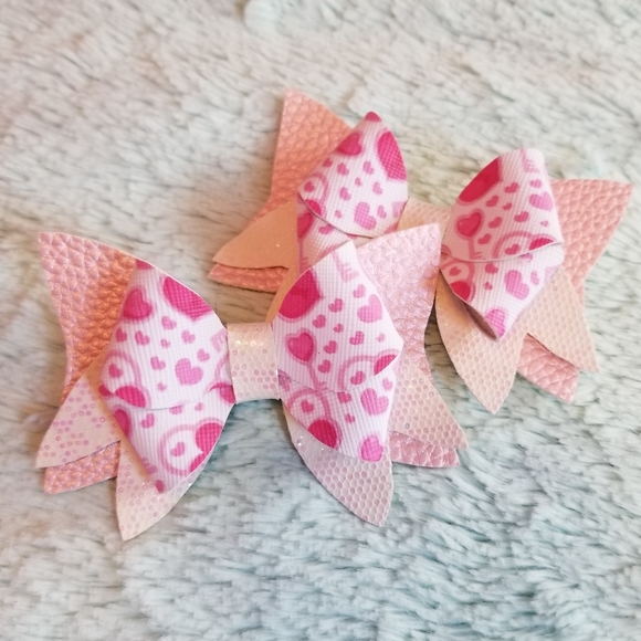 Other - 3.5 inch hair bows